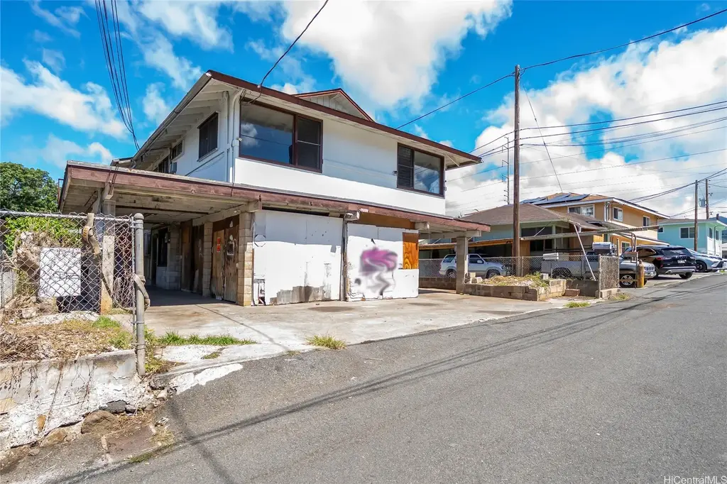 1526 Amelia Street, Honolulu