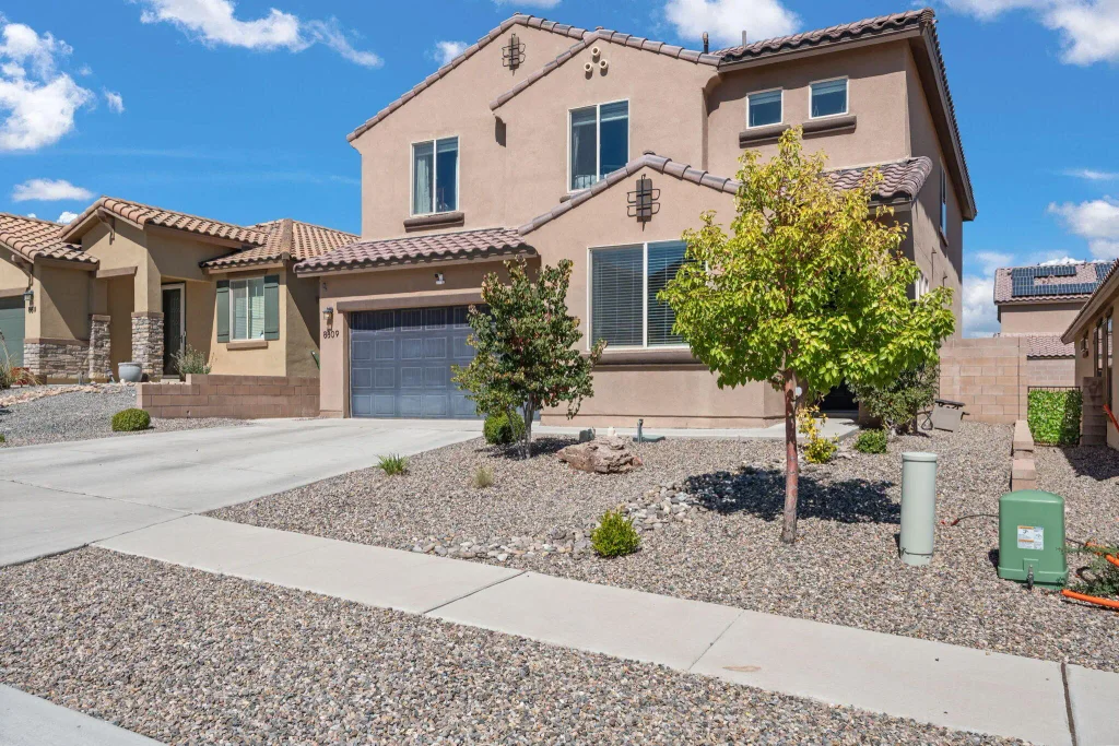 8809 Jet Stream Road Nw, Albuquerque