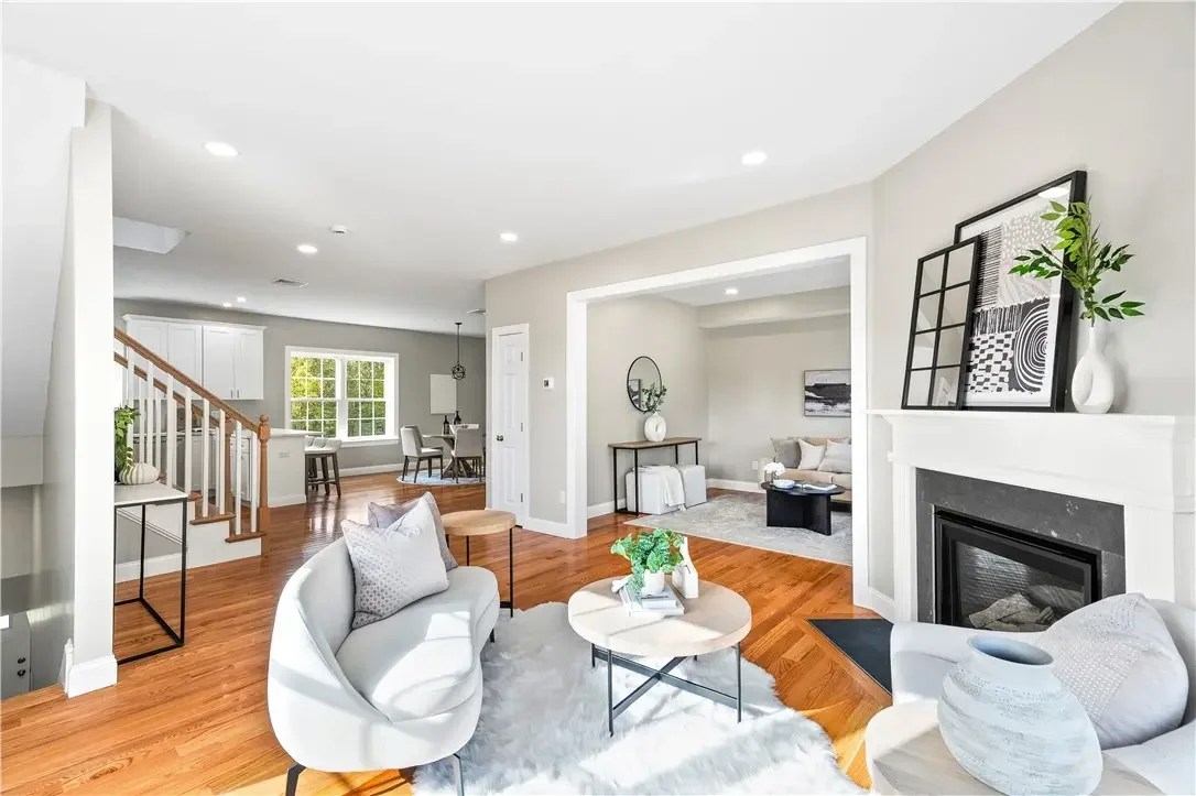 4 Old County Village Rd # B, Smithfield