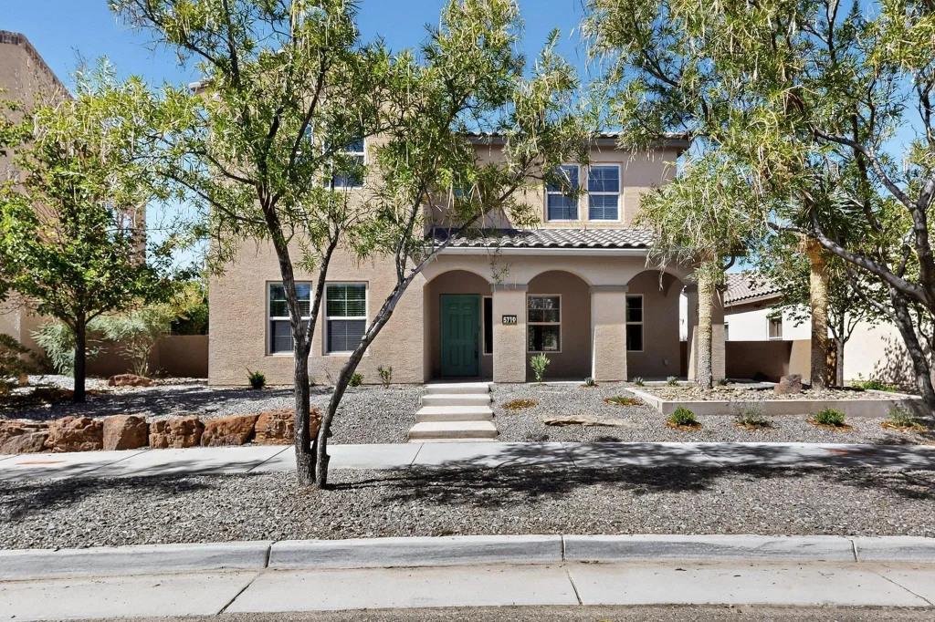 5719 Bourke-white Drive Se, Albuquerque