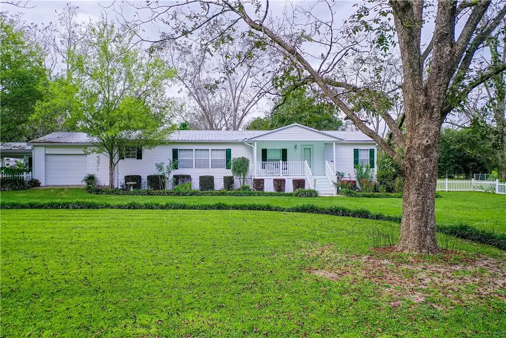 4003 Harvard Avenue, Blackshear