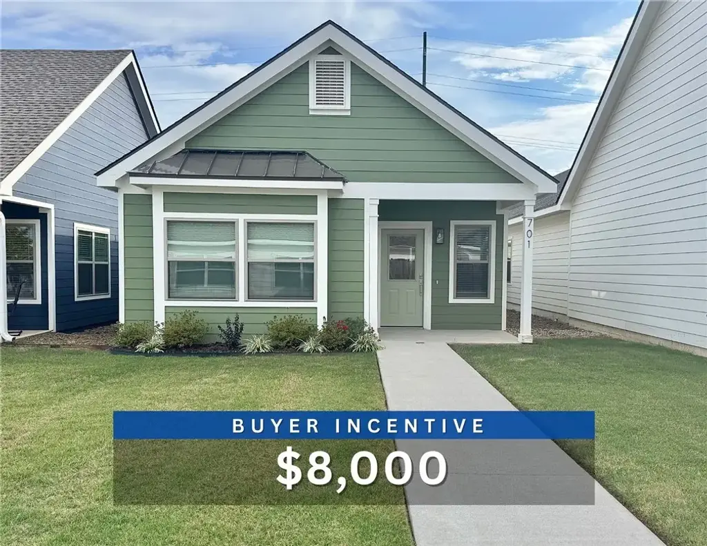 701 Ne Heights Lane, Bentonville