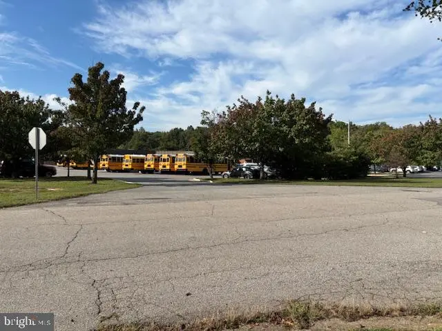 100 Lombardy Dr, Fredericksburg