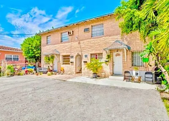 Photo of Listing #A11887342