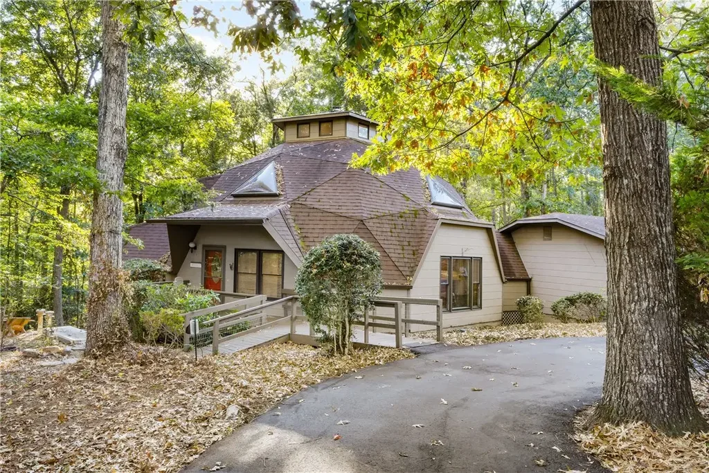 628 Holiday Dr, Dadeville