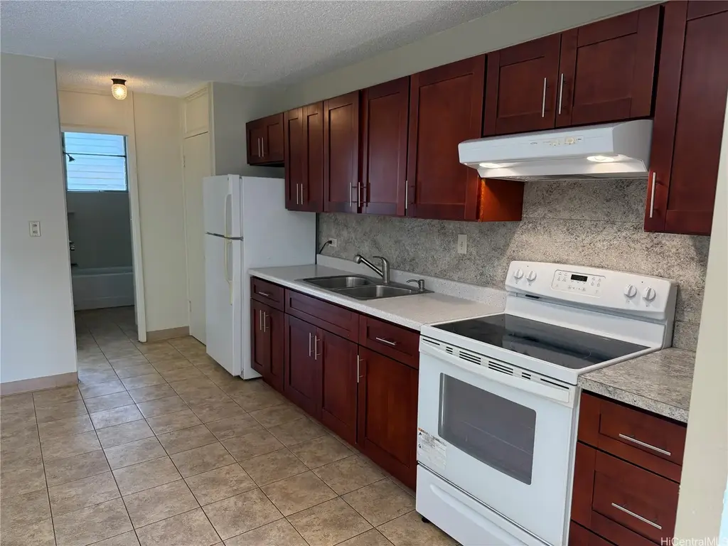 1111 Hoolai Street # 302, Honolulu