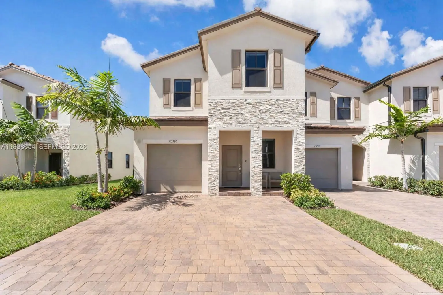 Photo of Listing #A11888654