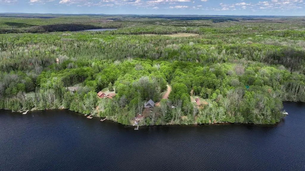 8638 Murphy Lake Rd, Presque Isle