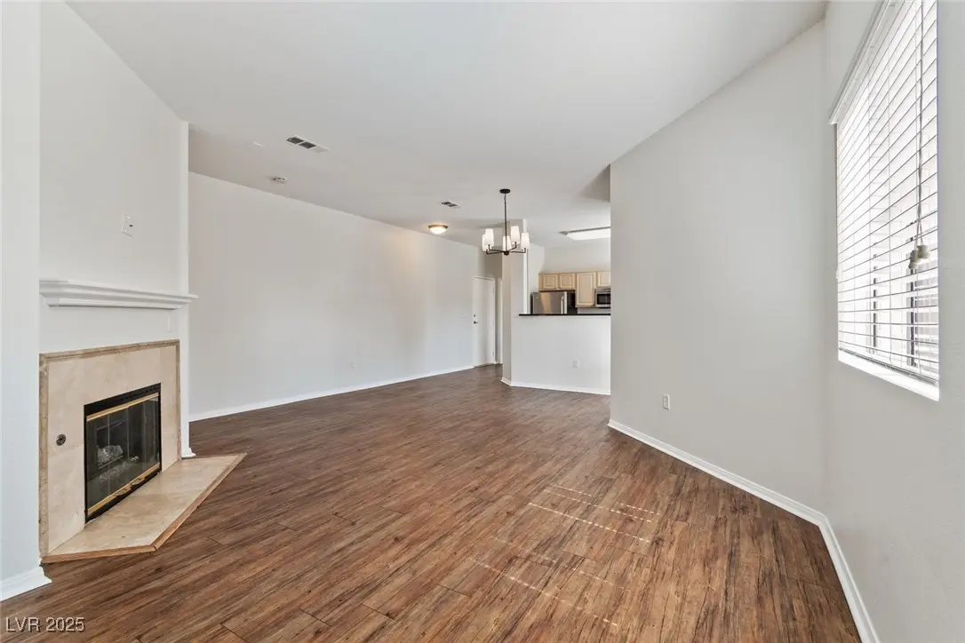 Photo of Listing #2723990