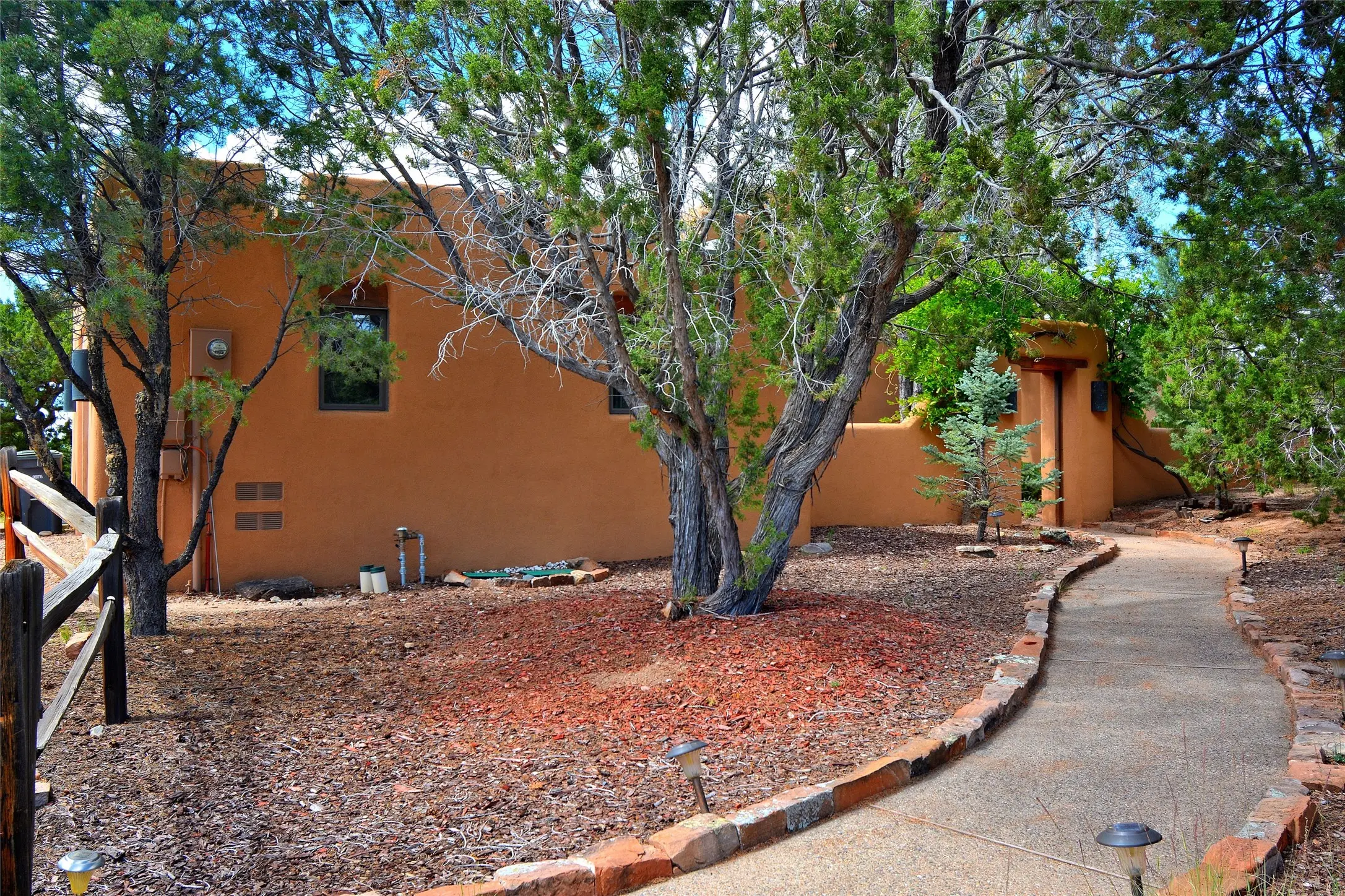 1320 Vista Morada, Santa Fe