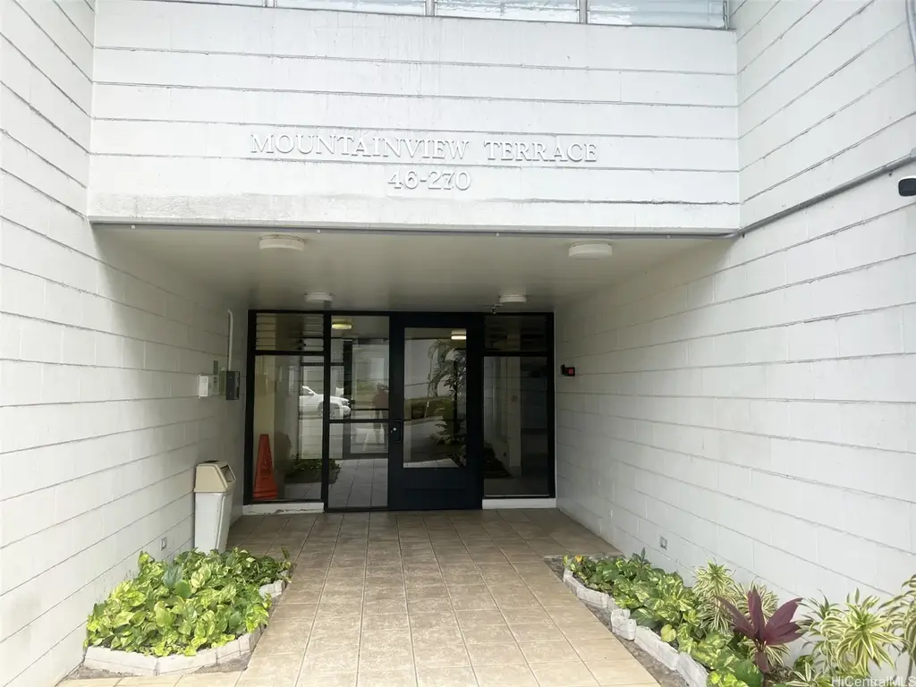 46-270 Kahuhipa Street # A417, Kaneohe