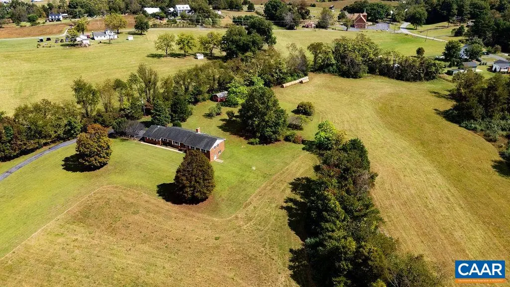 10694 Rockfish Valley Hwy, Afton