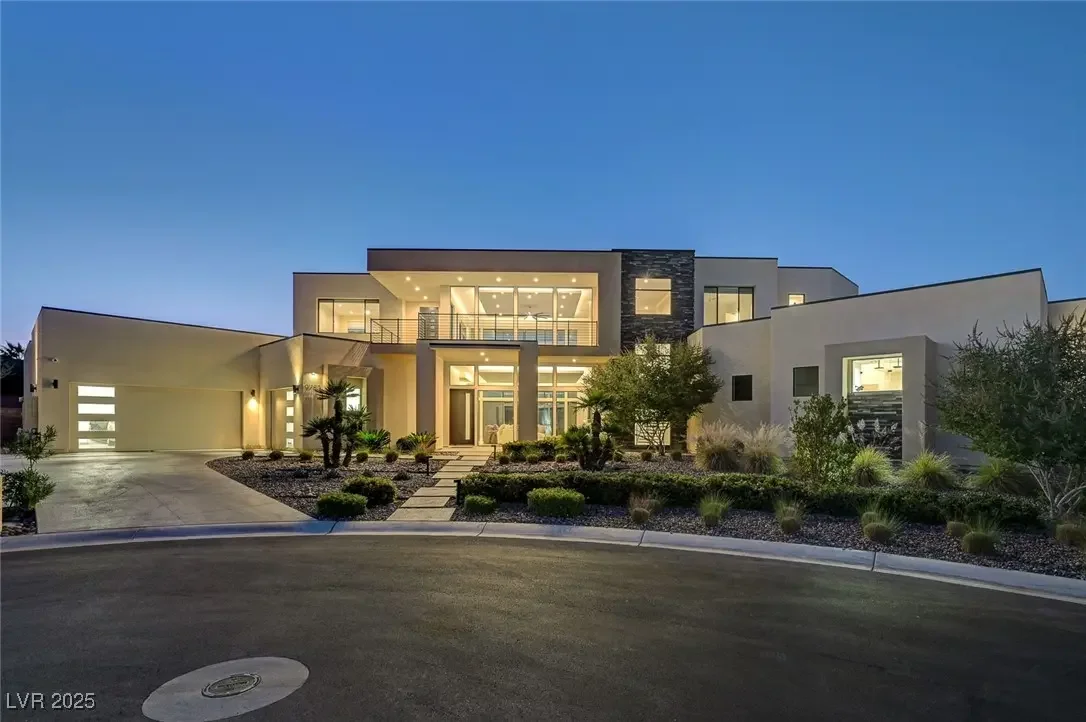 Photo of Listing #2720855