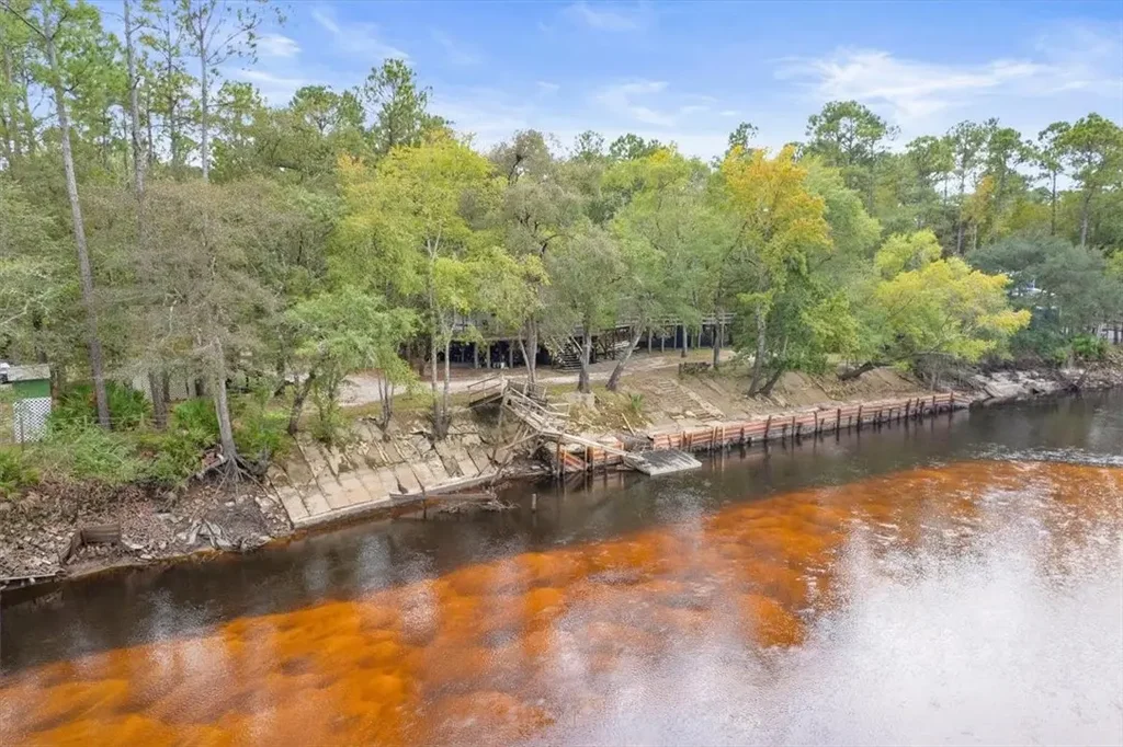 944 Warners Landing, Hortense