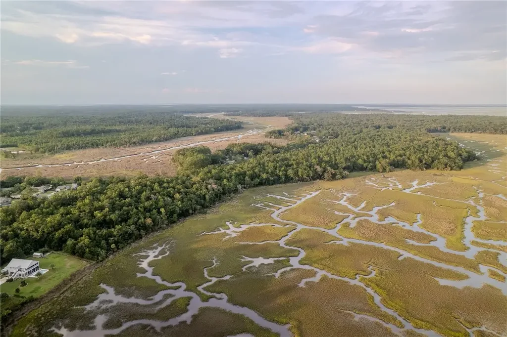 Sheffield Island Road, Woodbine