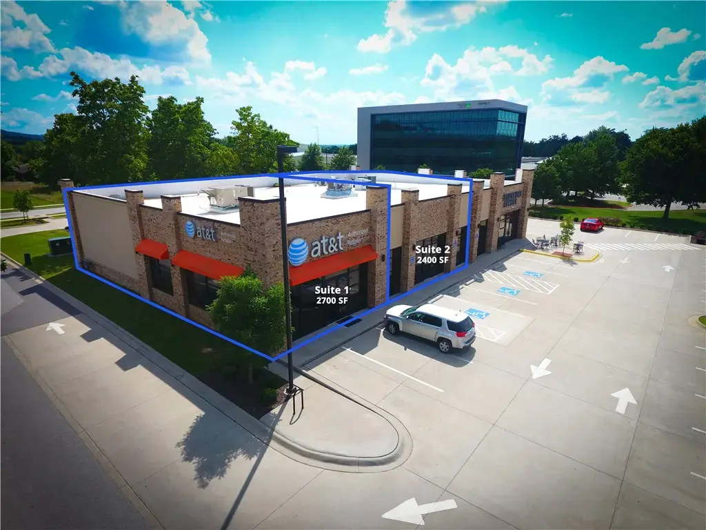 3575 W Wedington Drive, Fayetteville