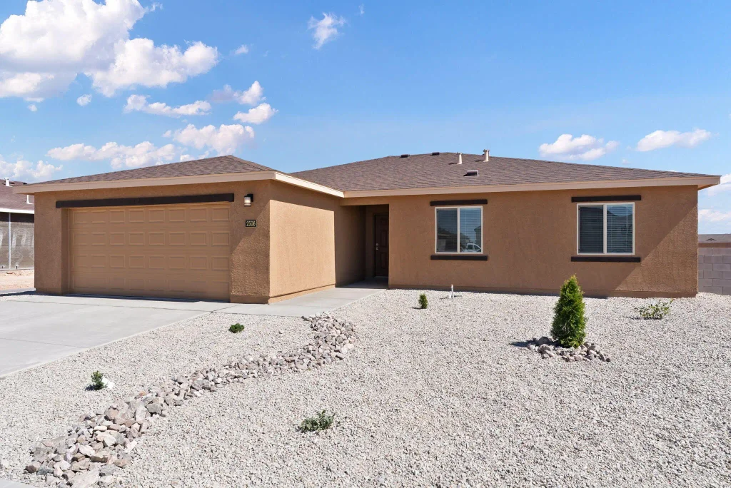 811 Calle De Las Rosas, Belen