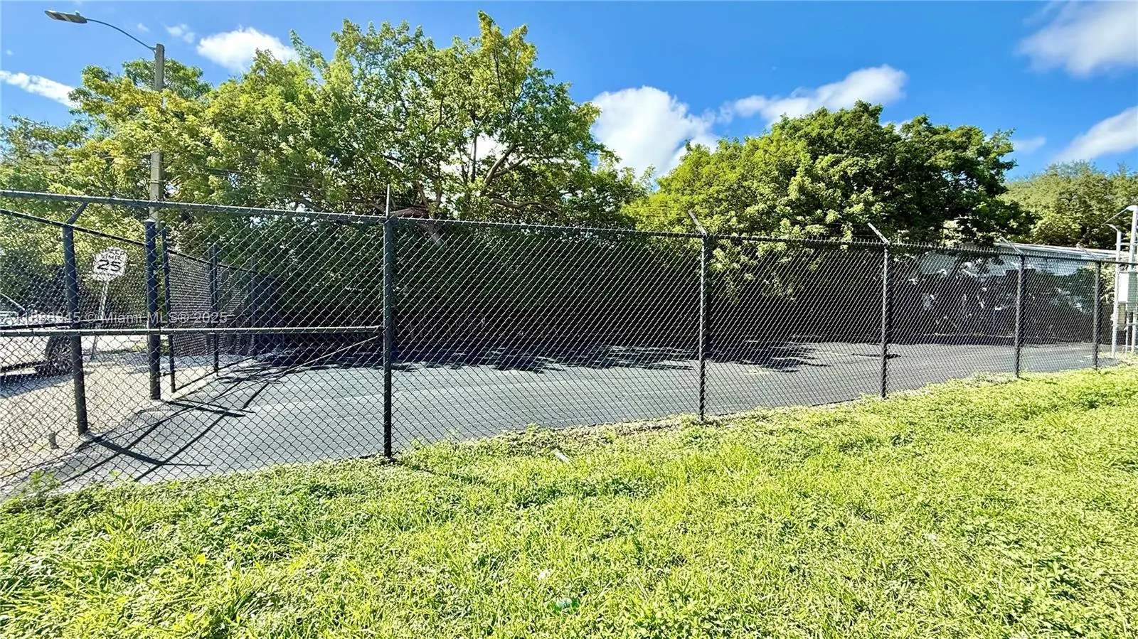 Photo of Listing #A11888345