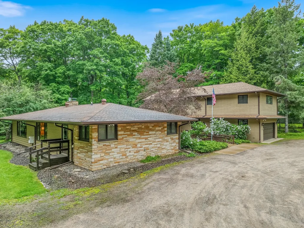 1181 4th Ave N, Park Falls