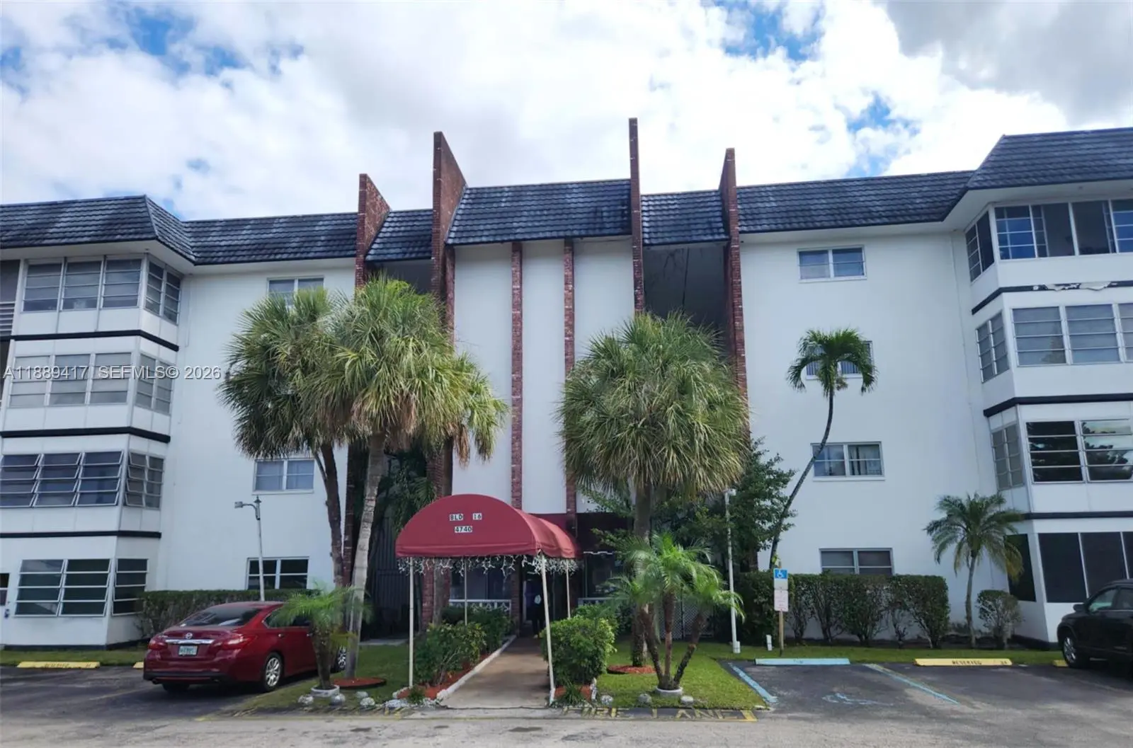 Photo of Listing #A11889417