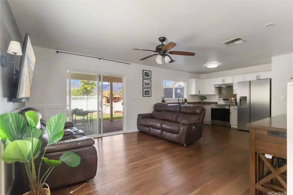 87-1540 Kuaha Street, Waianae