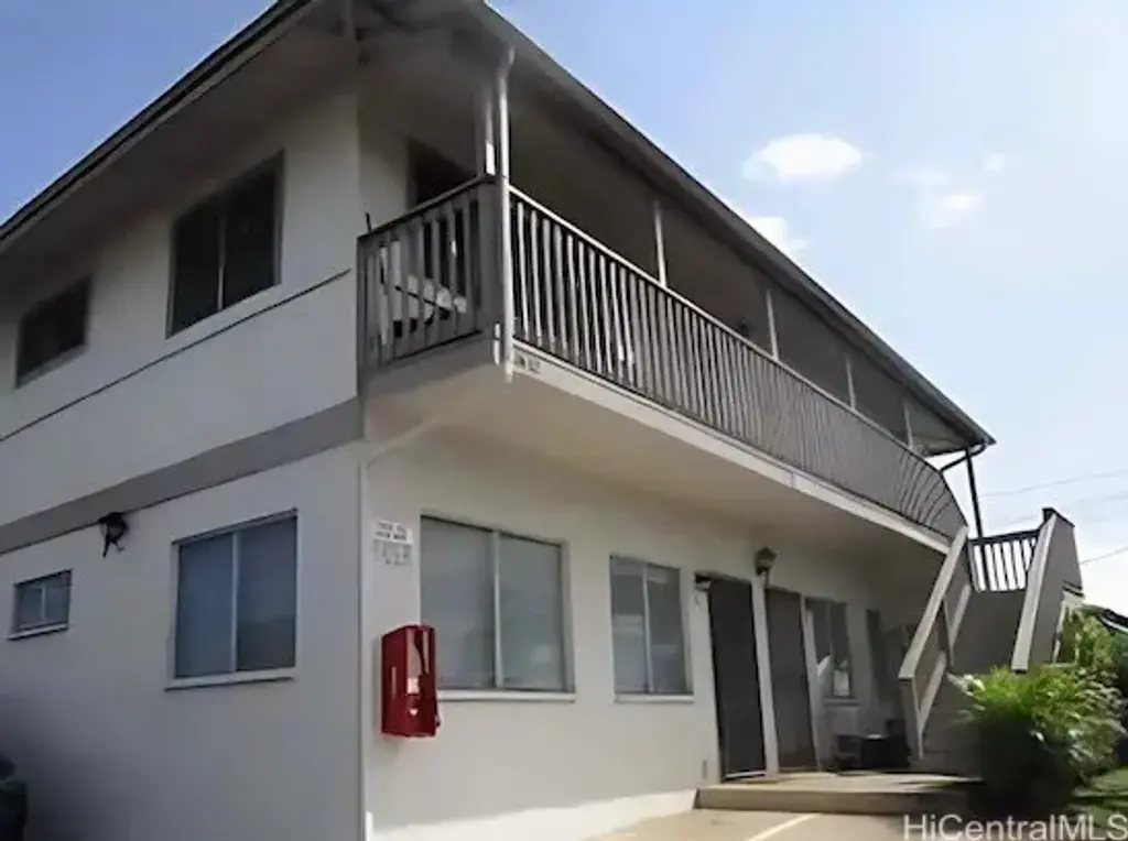 3632 Salt Lake Boulevard # 14, Honolulu