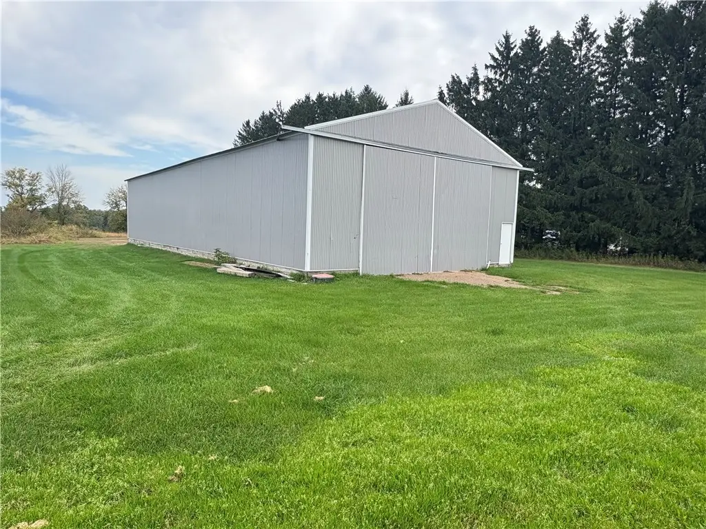 10 1/2 Street, Barron