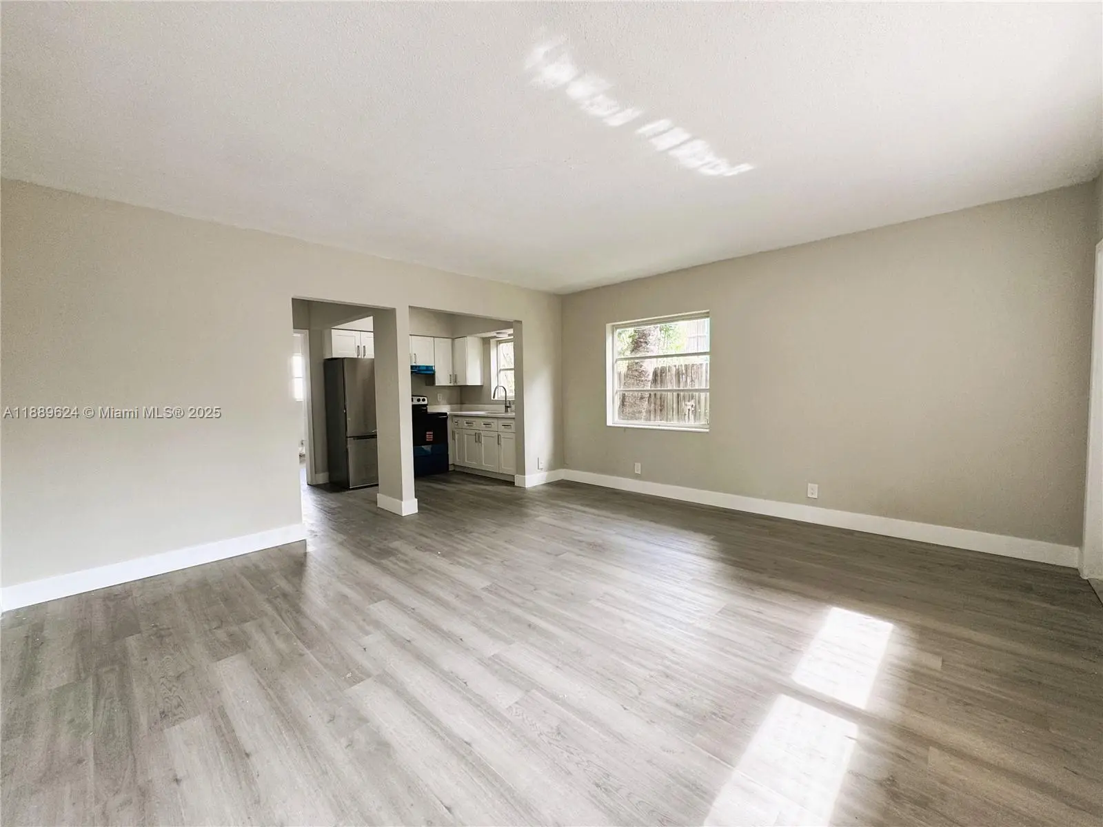 Photo of Listing #A11889624