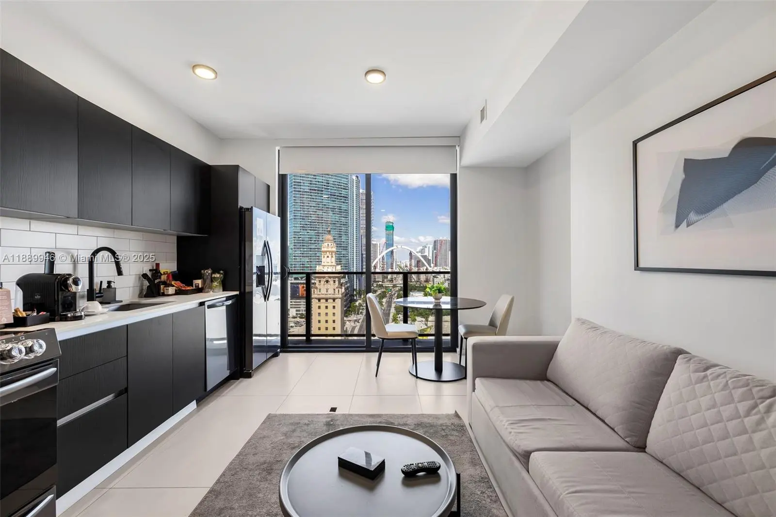 Photo of Listing #A11889946