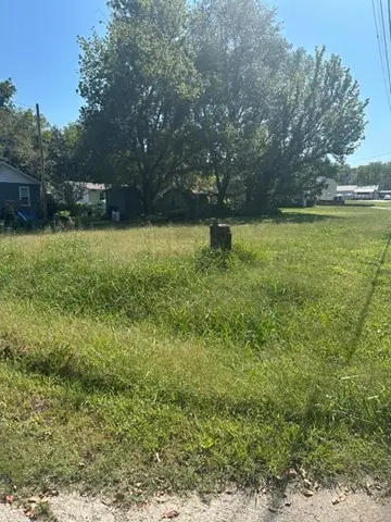 101 Central Street, Siloam Springs