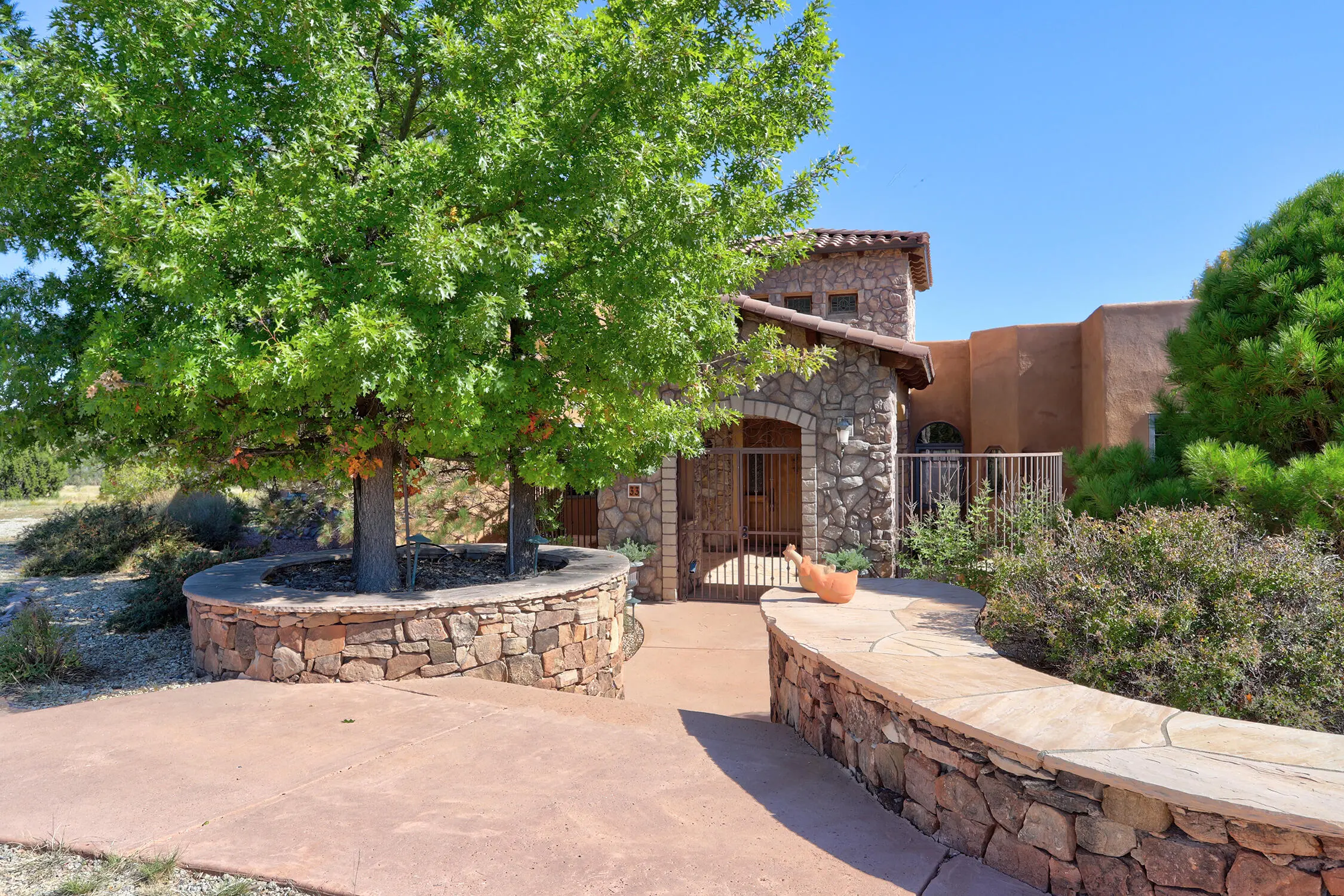 33 Via Entrada, Sandia Park