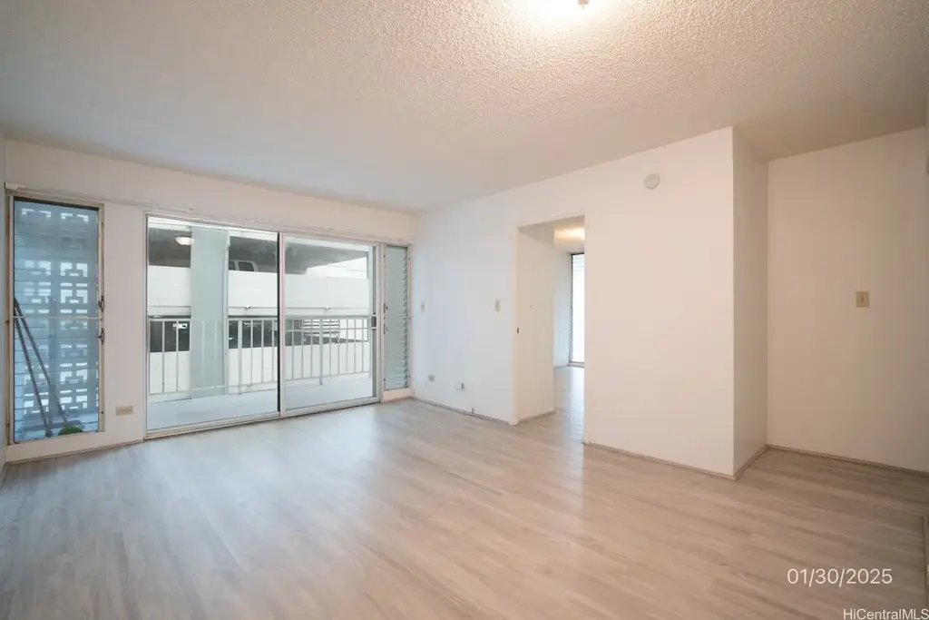 2222 Aloha Drive # 204, Honolulu