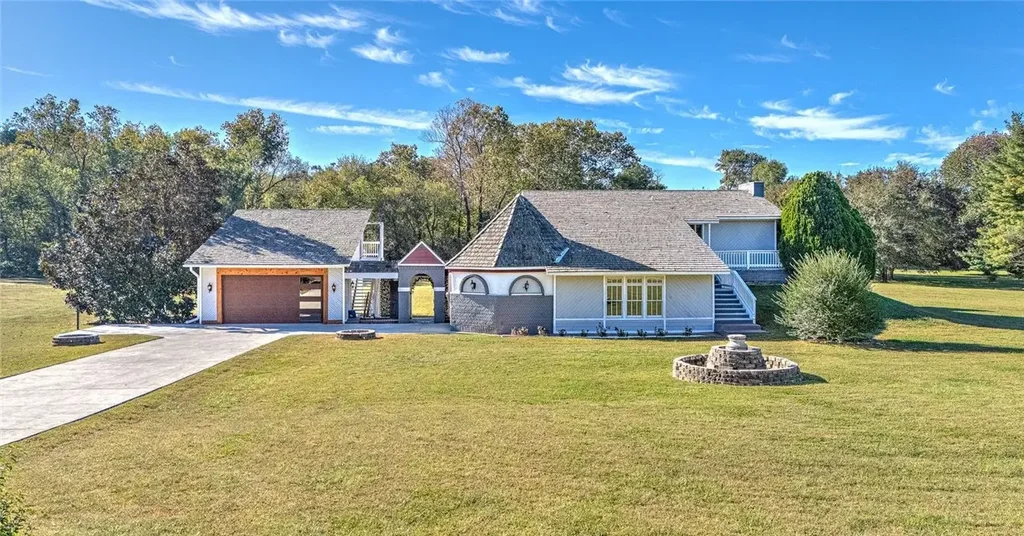 1415 Clear Creek Drive, Springdale