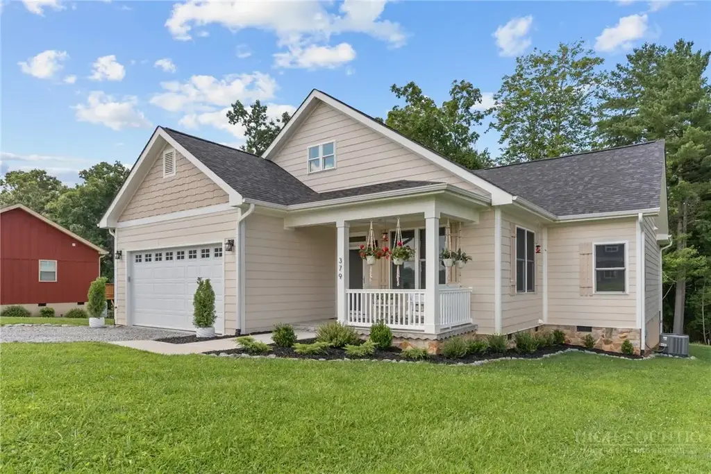 379 Turtle Ridge Road, Sparta