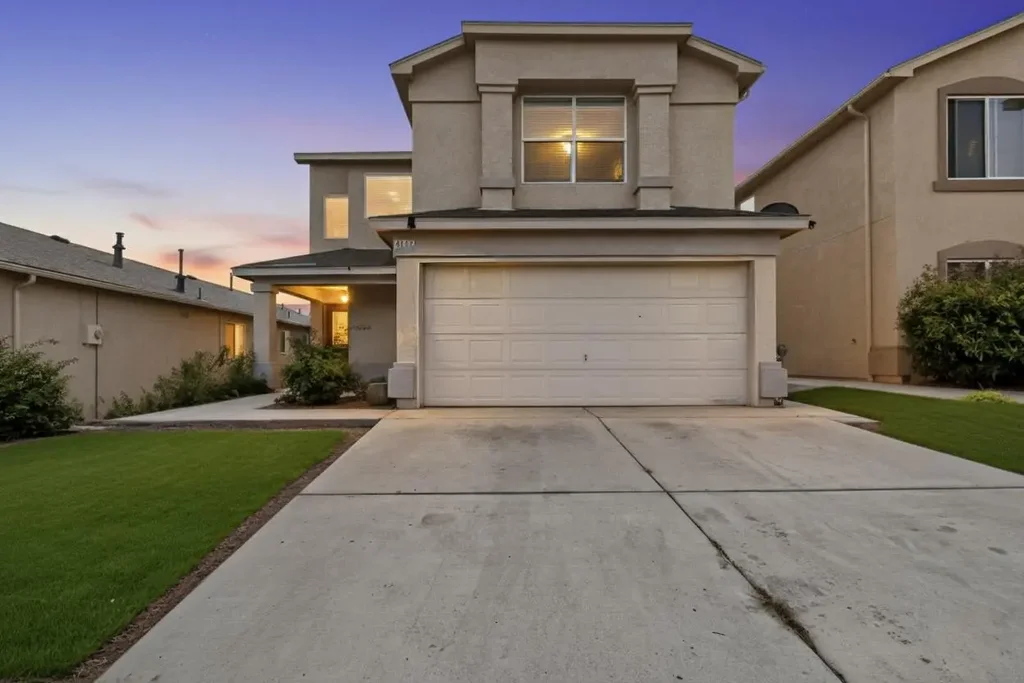 9012 Blue Meadow Trail Sw, Albuquerque