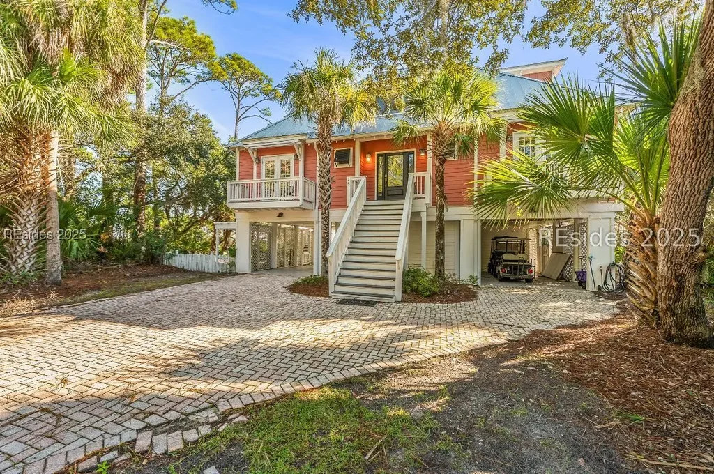 45 Ocean Marsh Lane, St Helena Island