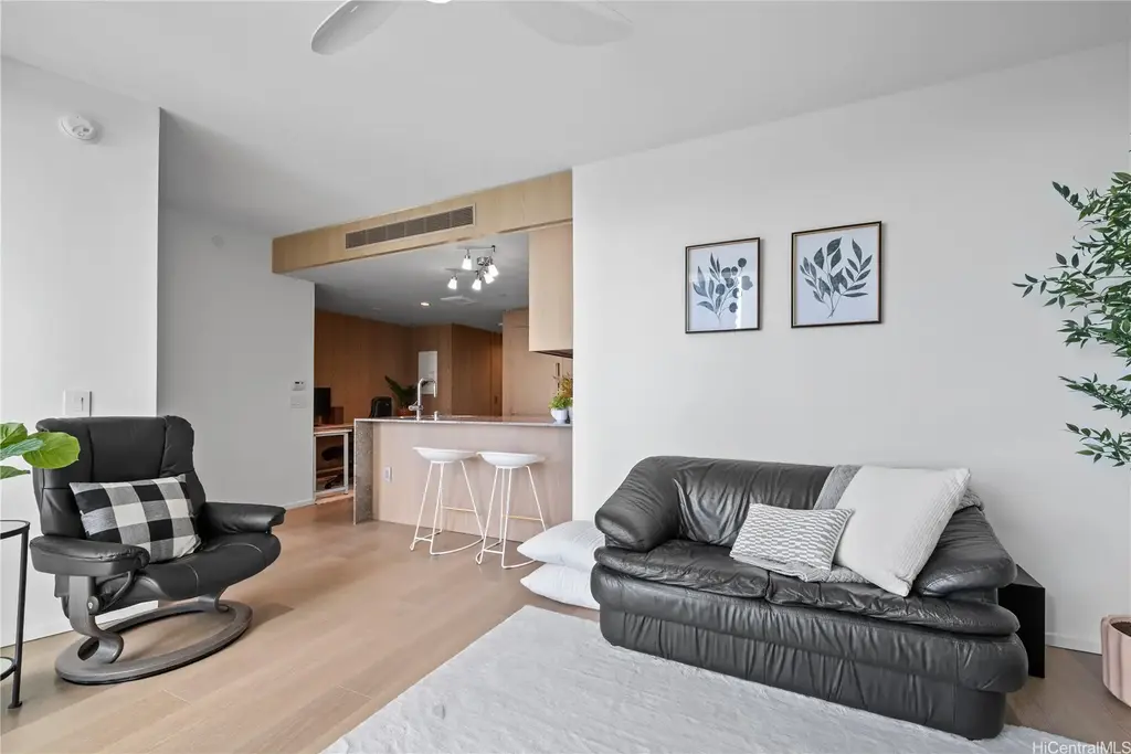1000 Auahi Street # 906, Honolulu
