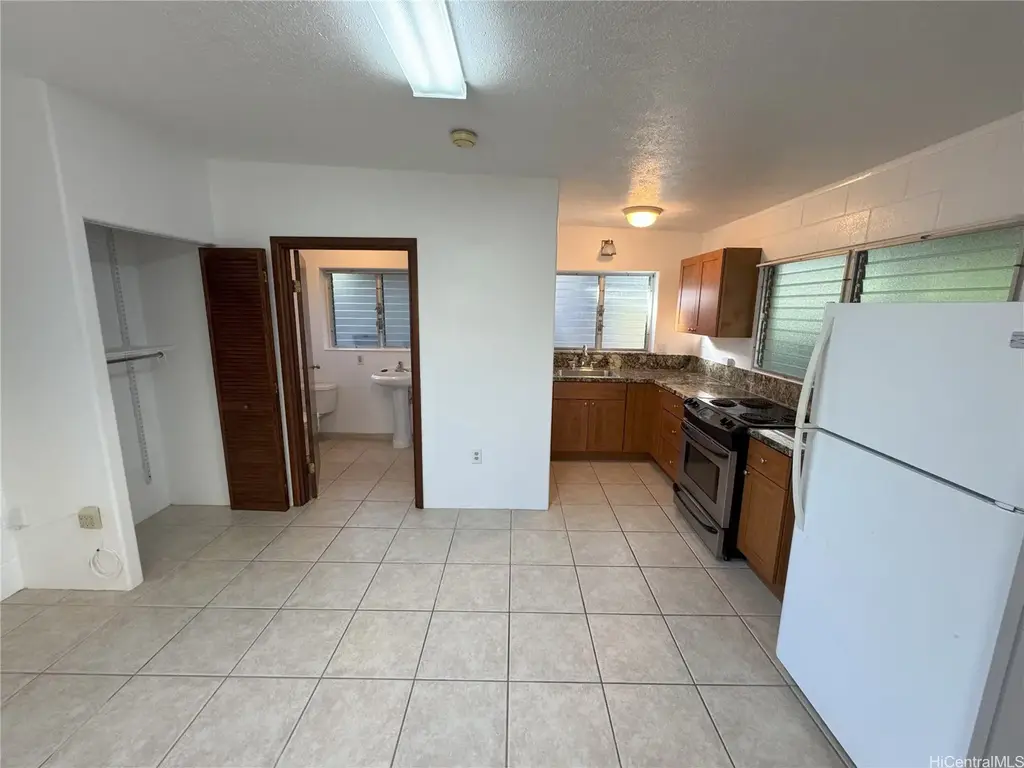 1108 Kina Street, Kailua