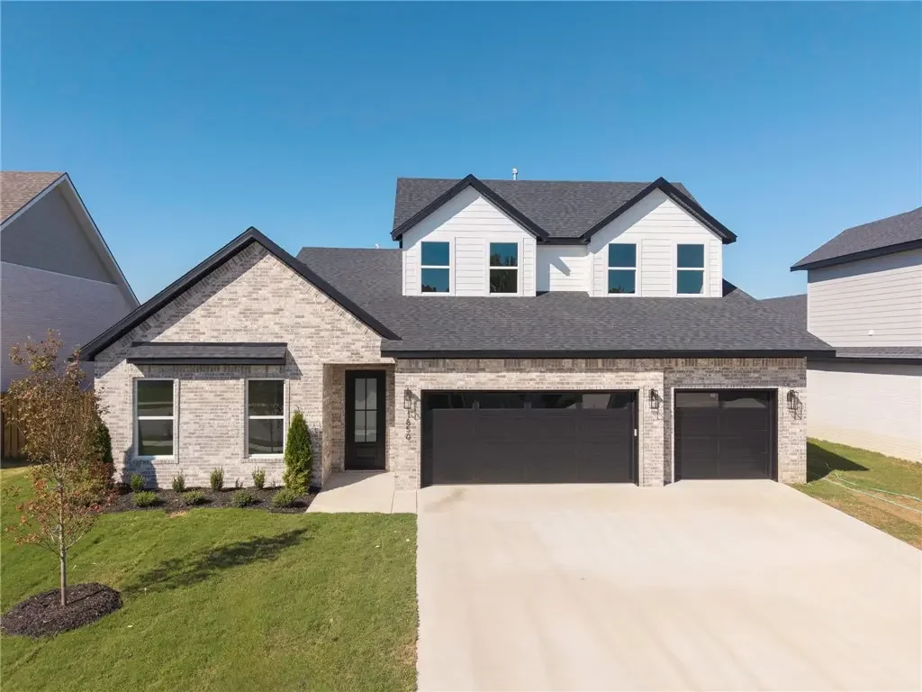 1850 Peacock Road, Centerton