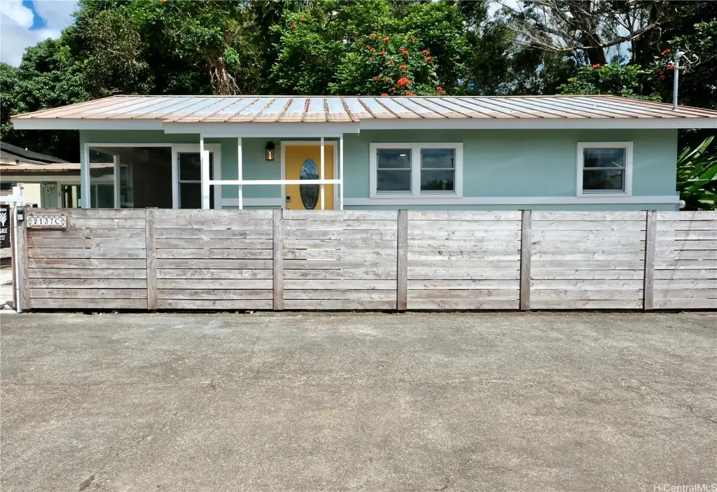 2137 California Avenue # C, Wahiawa