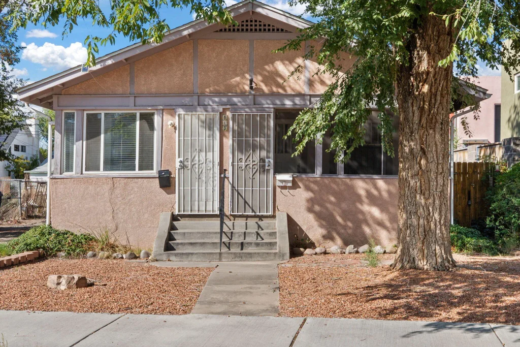 813 Marquette Avenue Nw, Albuquerque