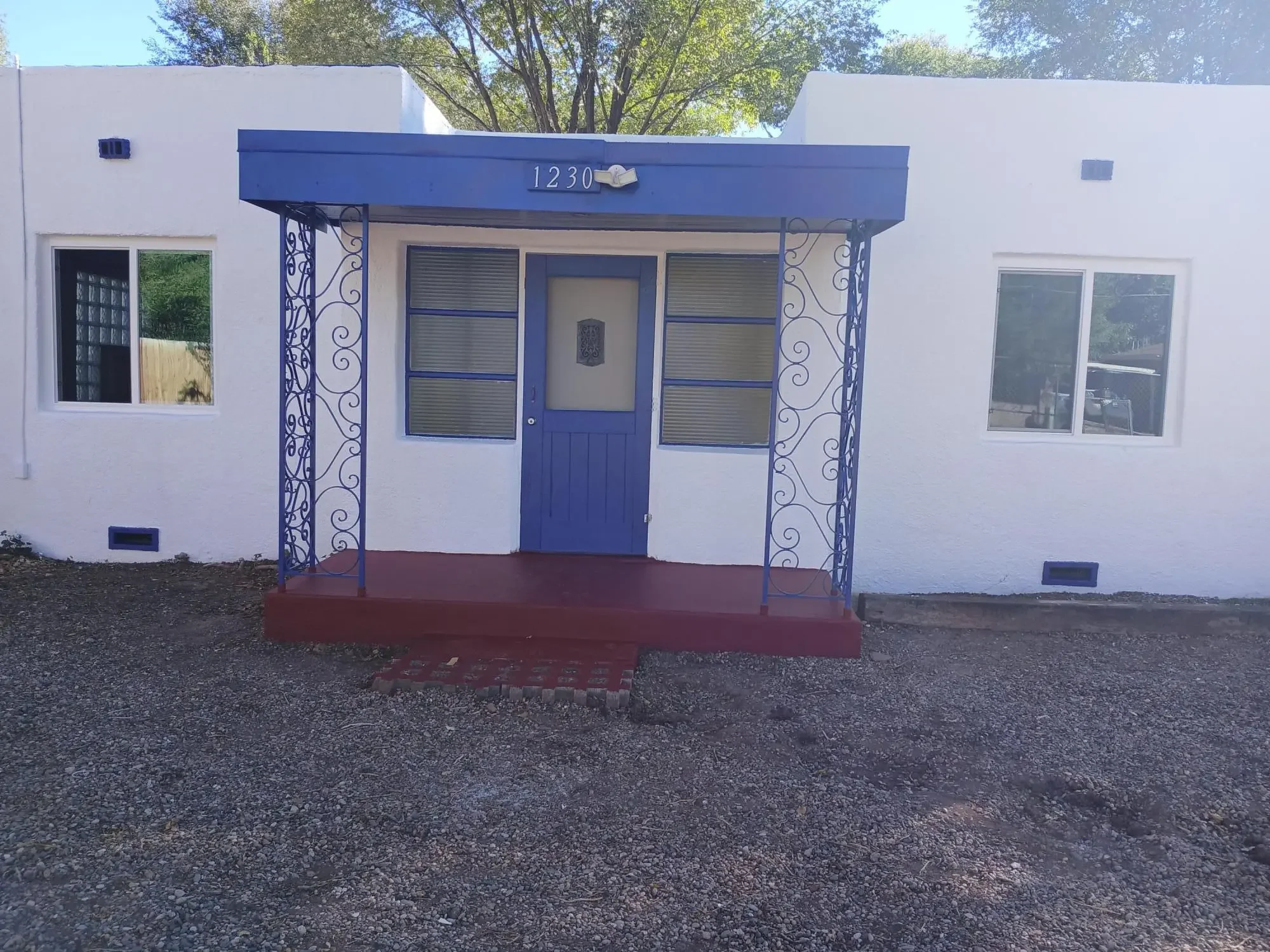 1230 Montrose Place Sw, Albuquerque