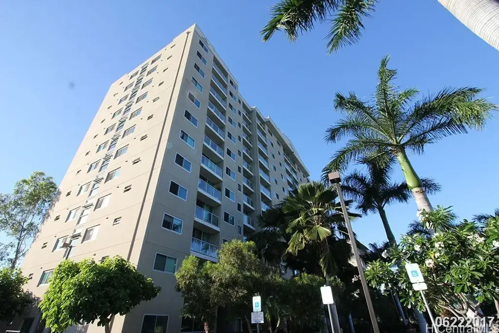 94-979 Kauolu Place # 1005, Waipahu