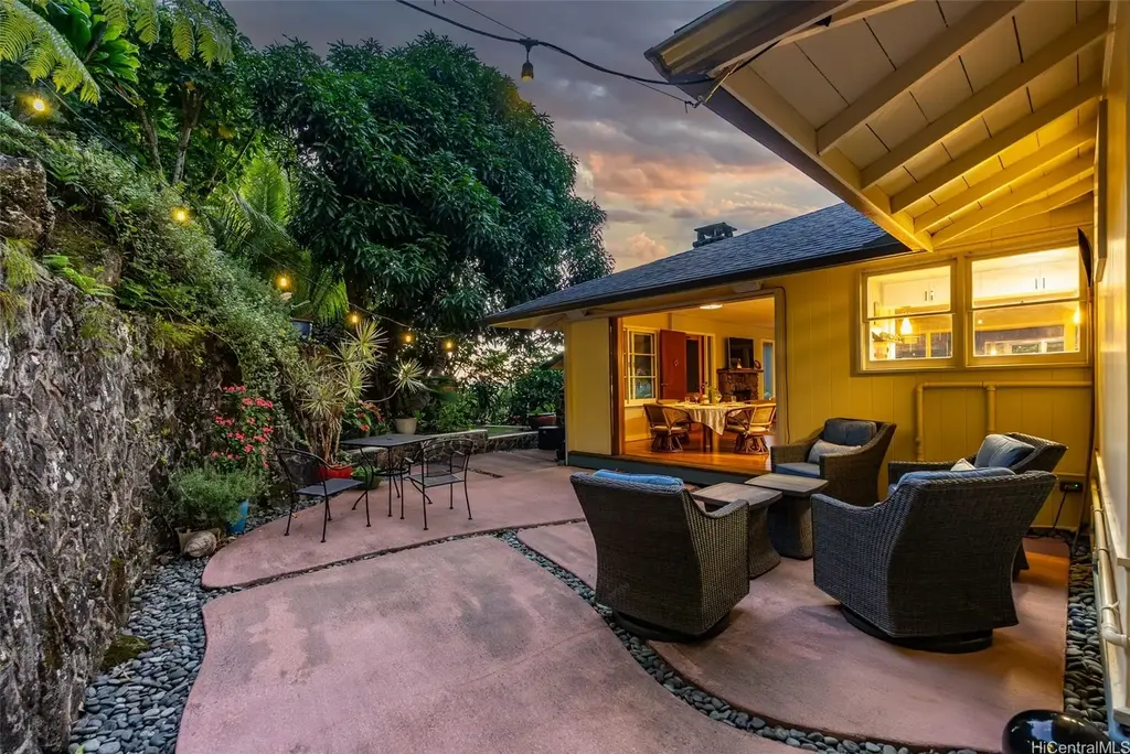 3181 Beaumont Woods Place, Honolulu