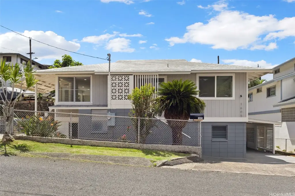 1605 Merkle Street, Honolulu