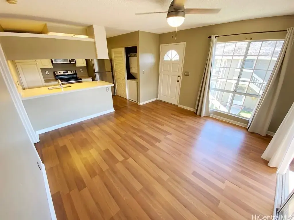 94-1405 Polani Street # 24u, Waipahu