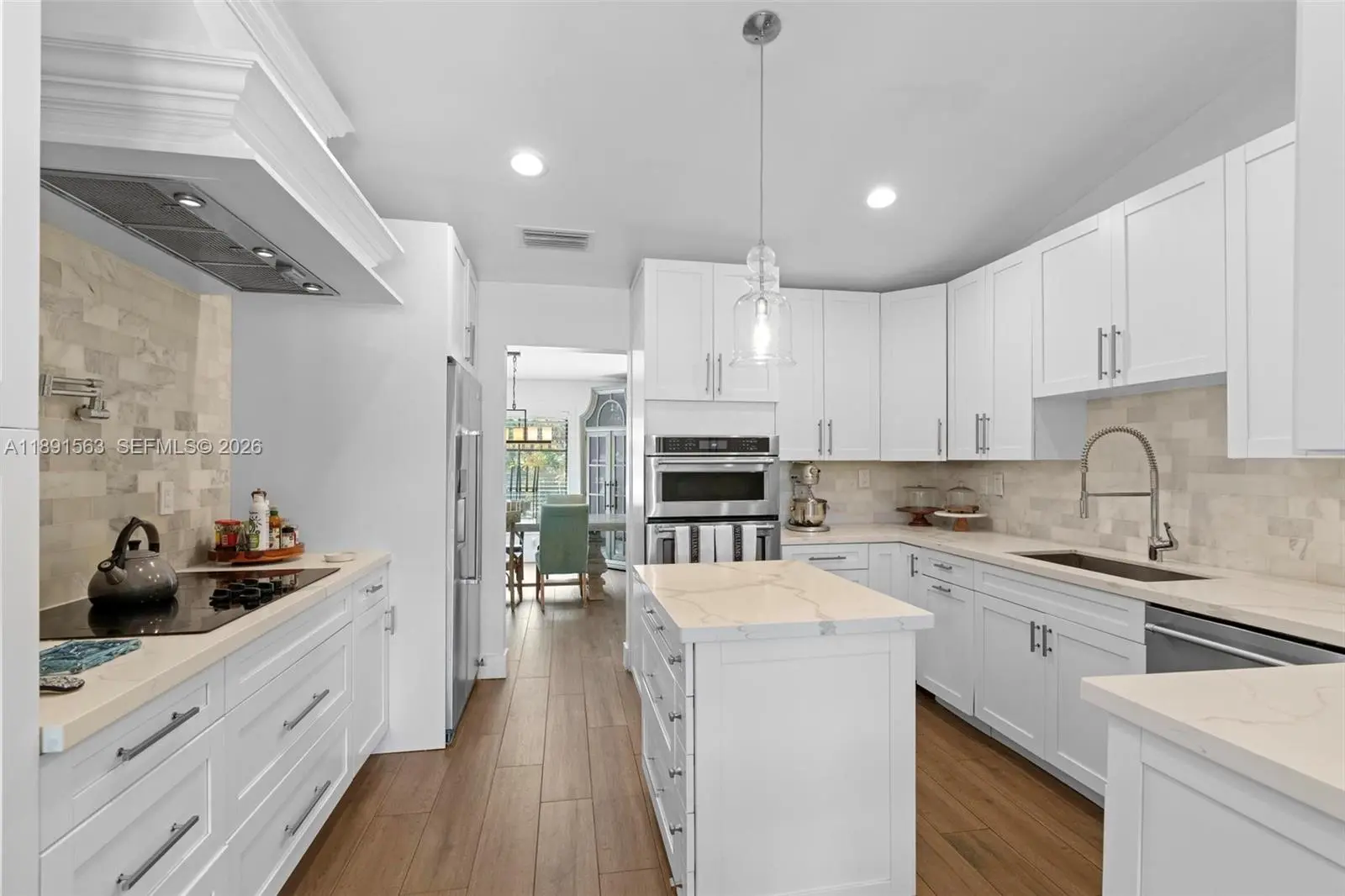 Photo of Listing #A11891563