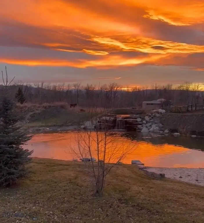 9000 S 19th Avenue, Bozeman