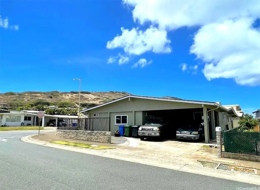 7281 Nohili Street, Honolulu