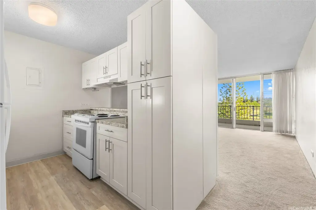 98-711 Iho Place # 3-1103, Aiea